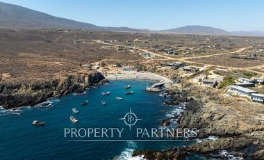 Casa de Ensueño con Vista Despejada al Mar en Exclusivo Condominio Agua Dulce, Huentelauquén