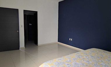 Residencia en Renta en Esmeralda Norte