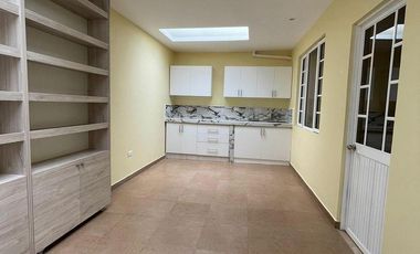 HERMOSA CASA EN VENTA, SECTOR CEBOLLAR