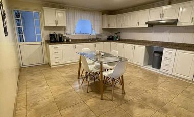 HERMOSA CASA EN VENTA, SECTOR CEBOLLAR