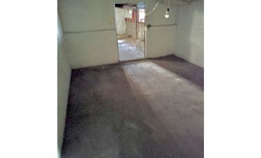 BODEGA CON ACCESO POR AVENIDA PRINCIPAL Y POSTERIOR, VENTA.COL. MARTE