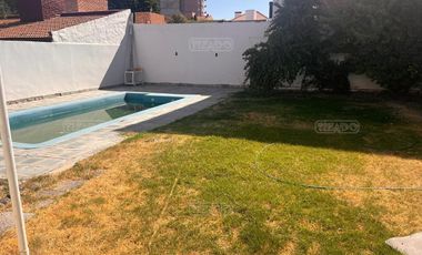 Casa en Alquiler en Neuquen Capital, Neuquén, Patagonia, Argentina