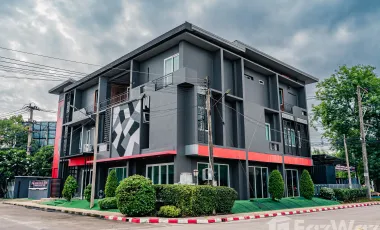4 Bedroom House for sale at World Club Land