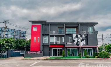 4 Bedroom House for sale at World Club Land