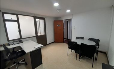 SE     VENDE    CASA EN MARAYA