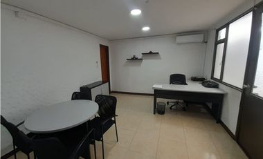 SE     VENDE    CASA EN MARAYA