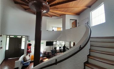 SE     VENDE    CASA EN MARAYA