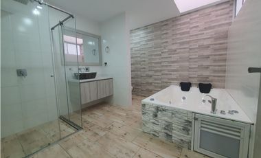 En Venta Hermosa Casa