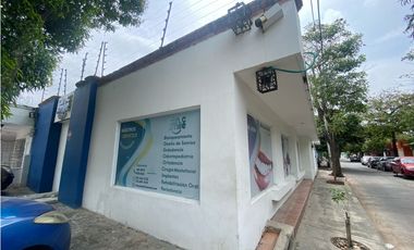 SE ARRIENDA LOCAL DE ESQUINA EN AV. DE LOS ESTUDIANTES, SANTA MARTA