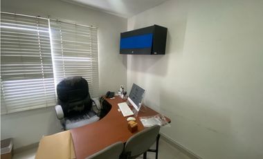 SE ARRIENDA LOCAL DE ESQUINA EN AV. DE LOS ESTUDIANTES, SANTA MARTA