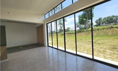 SE ARRIENDA CASA CAMPESTRE  PIEDECUESTA
