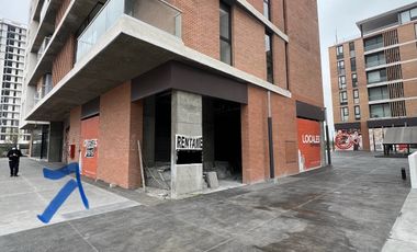 Renta local en plaza a pie de Av. Manuel Ordoñez, Lechugal, Santa Catarina.