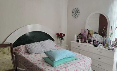 Casa en venta  de 1 piso en lomas residencial