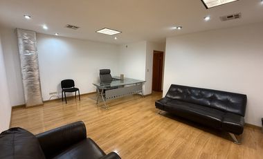 Oficina amueblada en Renta Plaza Mundo Divertido