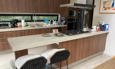 Casa en Condominio en las Águilas con terraza