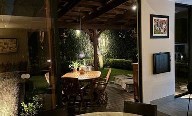 Casa en Condominio en las Águilas con terraza