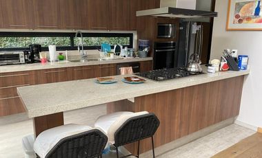 Casa en Condominio en las Águilas con terraza