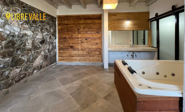 RENTA CASA EN AVANDARO-CASA LAS PIÑAS