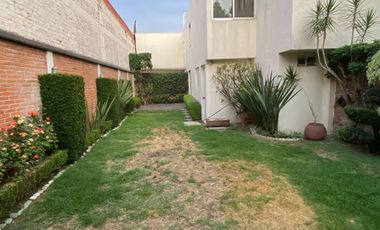 CASA EN RENTA EN COAPA