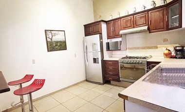 CASA AMUEBLADA EN RENTA EN EL CENTRO HISTORICO, MORELIA