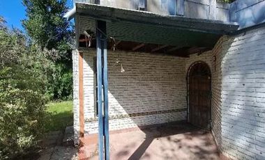 Oportunidad! Preciosa Casa a Refaccionar en Maschwitz, Arroyo al 1600