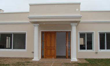 Casa en  Alquiler, San Isidro