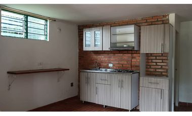 SE RENTA APARTAESTUDIO EN SECTOR EL SANGO GUARNE