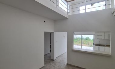Casa moderna a estrenar - 3 habitaciones - Parque libre