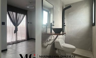 Casa en venta, 10 ambientes. Terralagos, Canning.