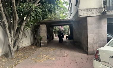 Casa en venta como terreno