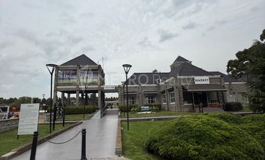 Casa 6 ambientes a la laguna en Venta, El Lauquen Canning