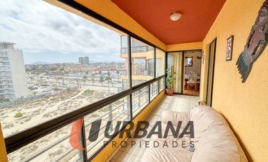 OPORTUNIDAD ARRIENDO EN PRIMERA LÍNEA – LA HERRADURA
