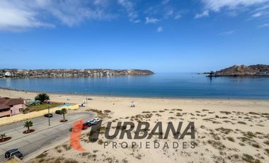 OPORTUNIDAD ARRIENDO EN PRIMERA LÍNEA – LA HERRADURA