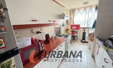 OPORTUNIDAD ARRIENDO EN PRIMERA LÍNEA – LA HERRADURA