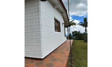 SE RENTA FINCA EN VEREDA EL MOLINO GUARNE