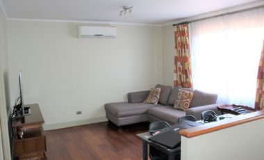 PRECIOSA CASA EN VENTA 5 DORM PIEDRA ROJA CHICUREO COLINA