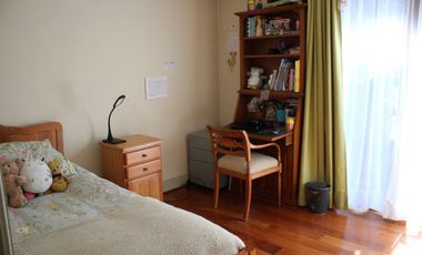 PRECIOSA CASA EN VENTA 5 DORM PIEDRA ROJA CHICUREO COLINA