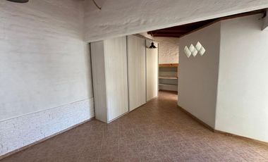 Casa en  venta de 3 dormitorios en Santa Genoveva
