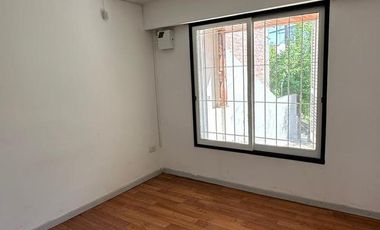 Casa en  venta de 3 dormitorios en Santa Genoveva