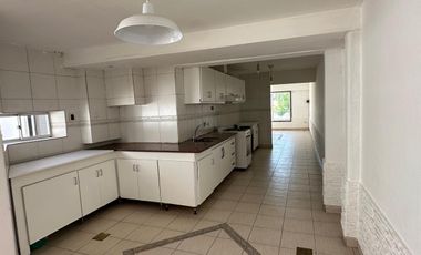 Casa en  venta de 3 dormitorios en Santa Genoveva