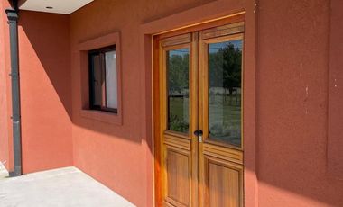 Casa en venta - 3 Dormitorios 3 Baños - San Miguel del Monte