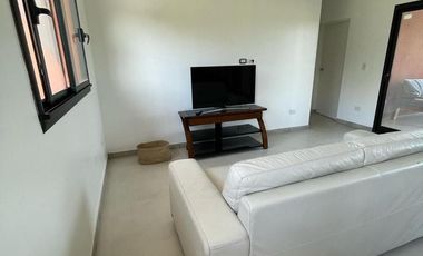Casa en venta - 3 Dormitorios 3 Baños - San Miguel del Monte