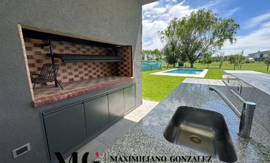 Casa en venta, 5 ambientes. Terralagos, Canning