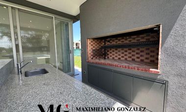 Casa en venta, 5 ambientes. Terralagos, Canning