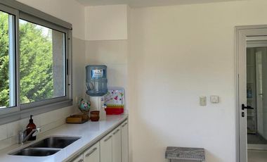 Casa en venta - 3 Dormitorios 3 Baños - San Miguel del Monte
