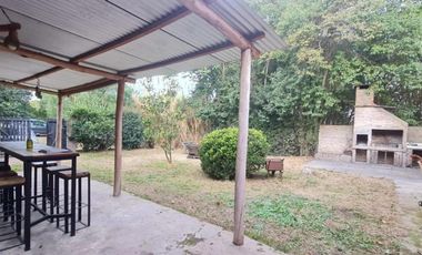 Casa en venta - 2 Dormitorios 2 Baños - Carlos Keen