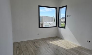 Casa en Venta en San Sebastian Área 11 - 4 Ambientes