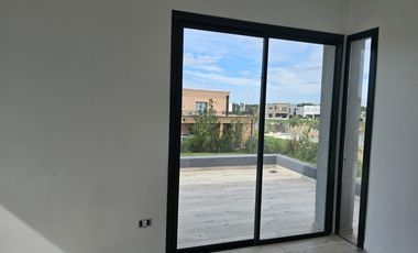 Casa en Venta en San Sebastian Área 11 - 4 Ambientes