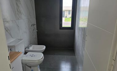 Casa en Venta en San Sebastian Área 11 - 4 Ambientes