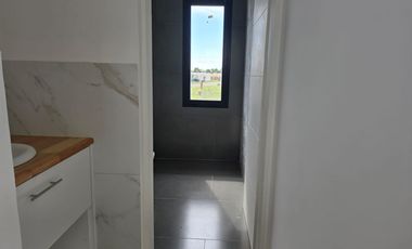 Casa en Venta en San Sebastian Área 11 - 4 Ambientes